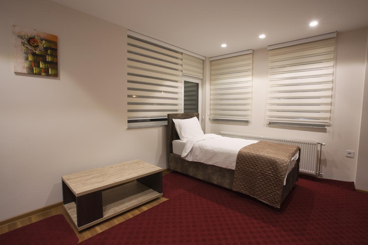 Apartmani Brocat Novi Pazar Exteriör bild