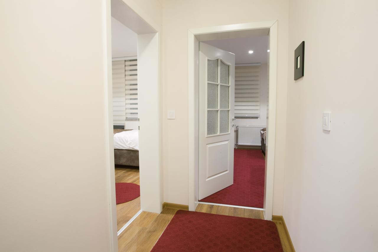 Apartmani Brocat Novi Pazar Exteriör bild