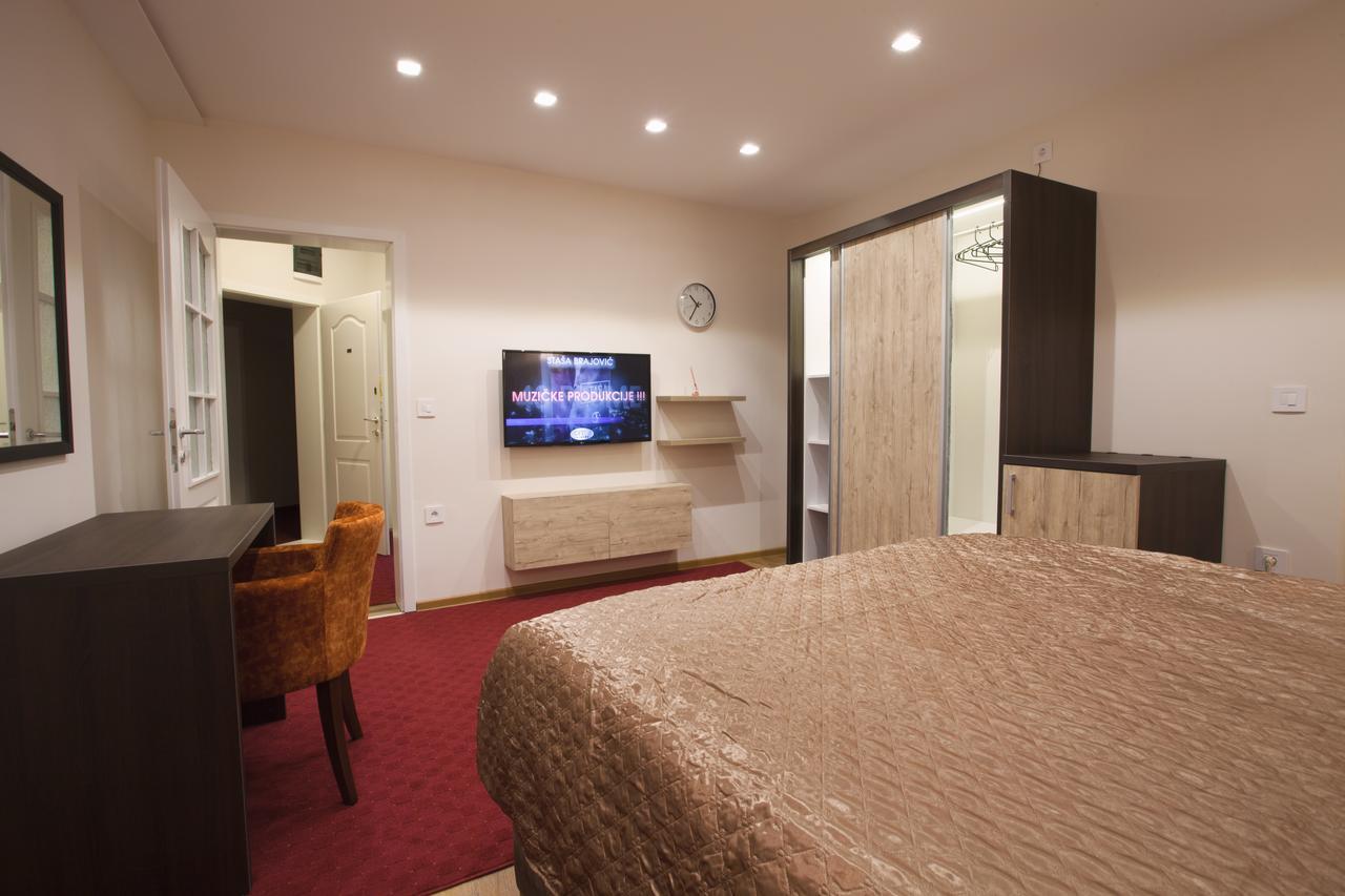 Apartmani Brocat Novi Pazar Exteriör bild