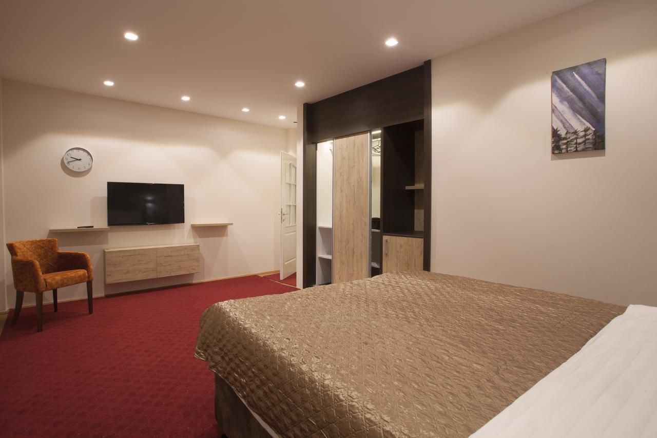 Apartmani Brocat Novi Pazar Exteriör bild